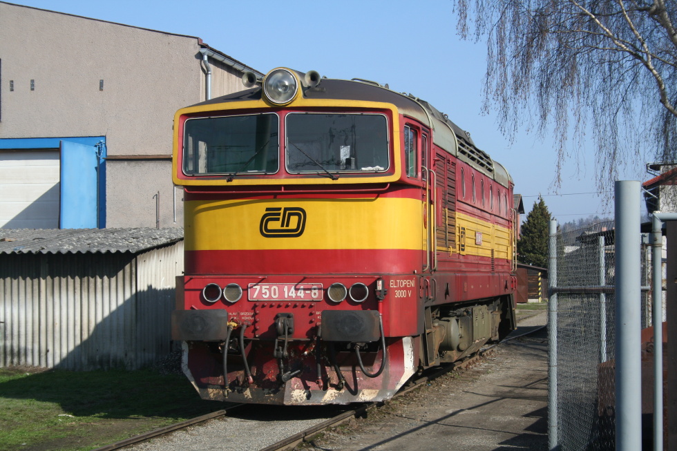 750 144-8