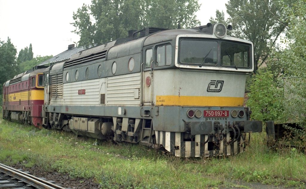 750 097-8