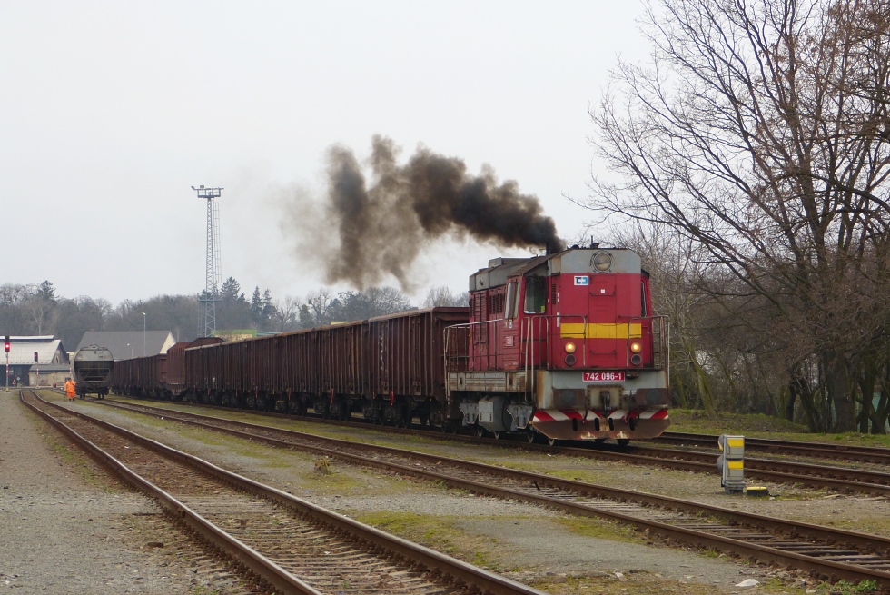742 096-1
