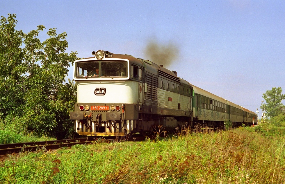 750 289-1