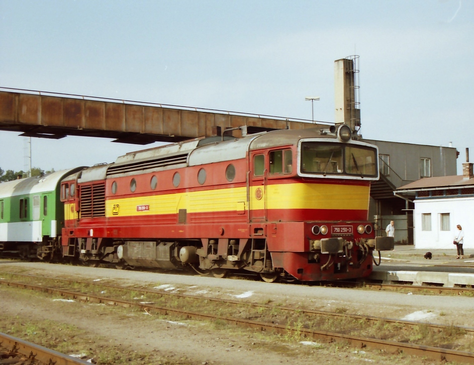 750 250-3