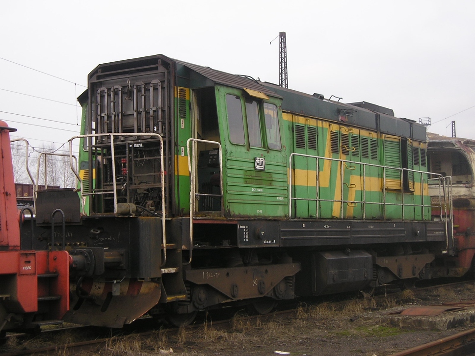 742 164-7