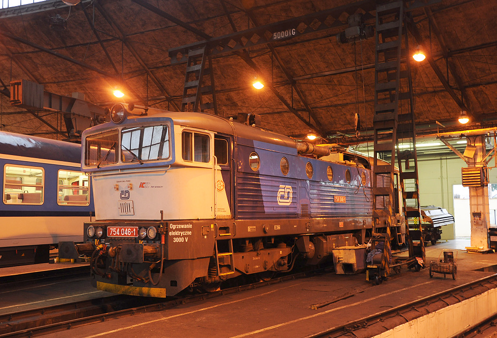 754 046-1