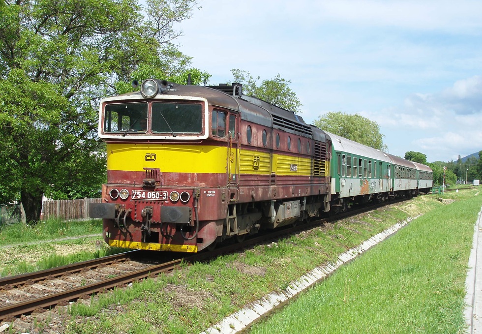 754 050-3