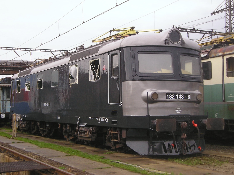 182 143-8