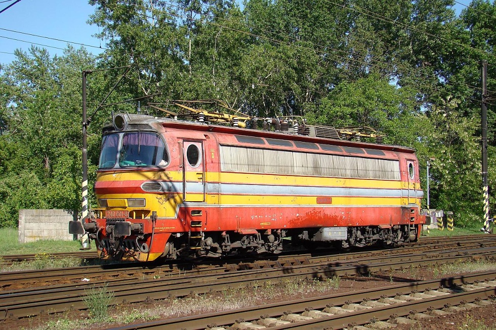 240 001-8