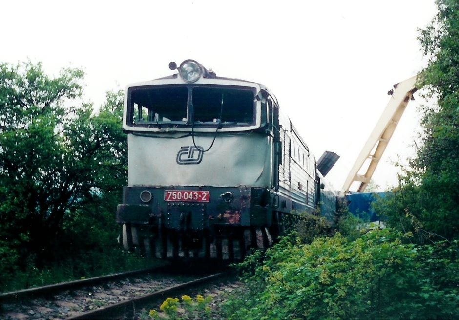 750 043-2