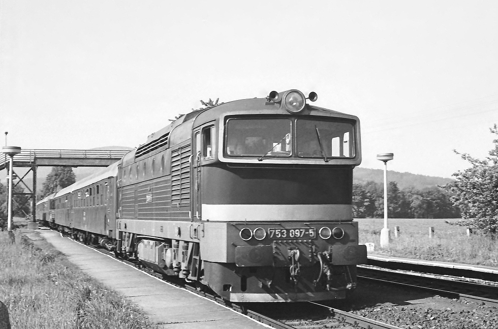 753 097-5