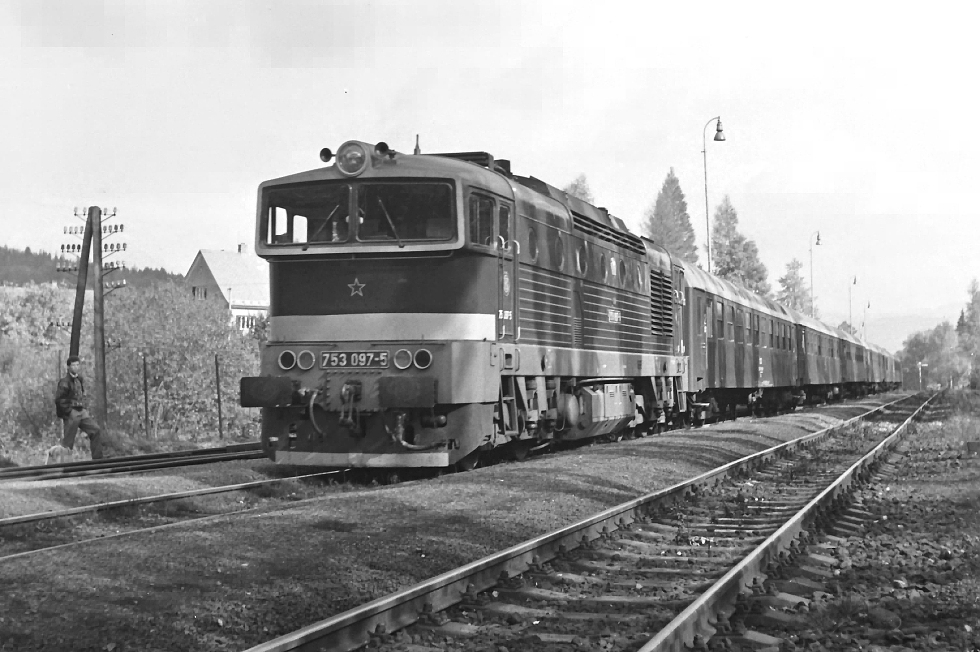 753 097-5