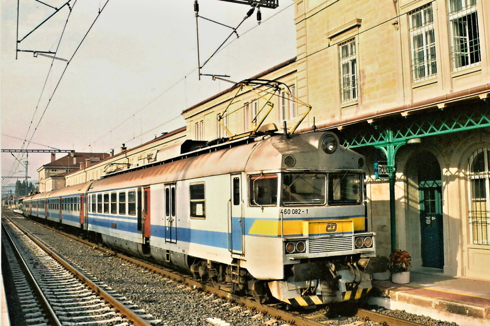460 082-1