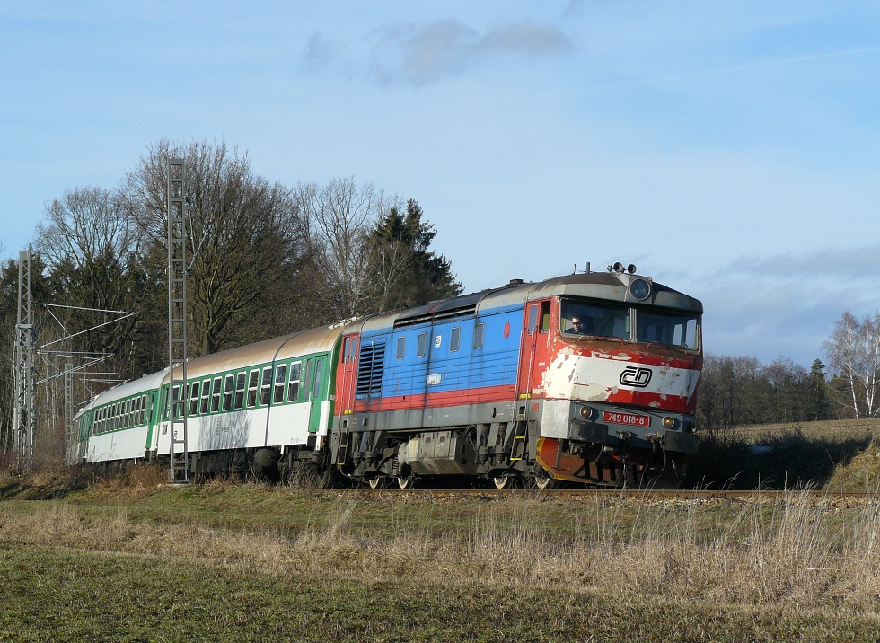 749 018-8