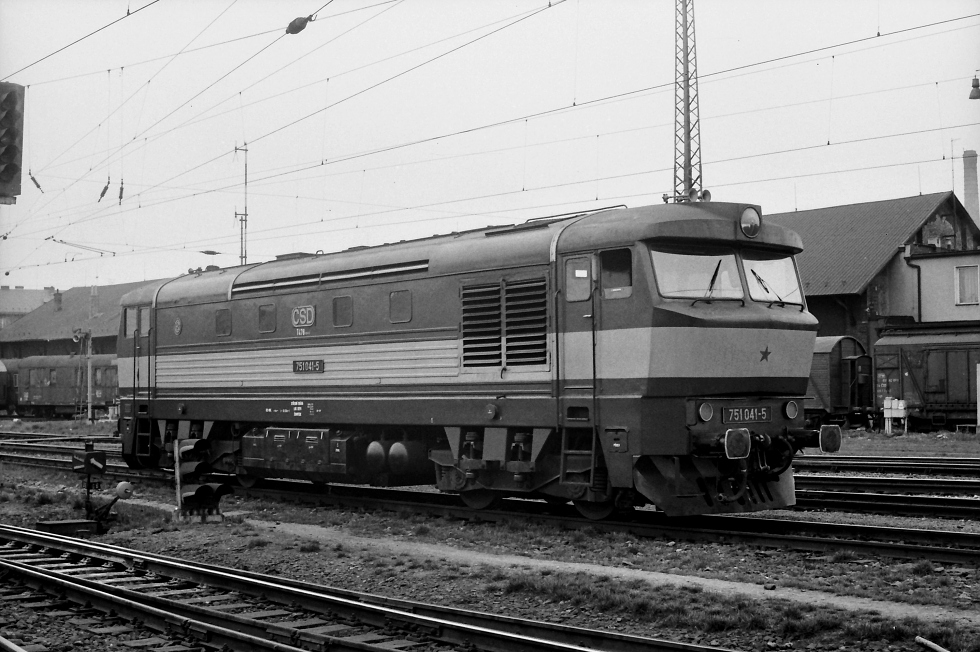 751 041-5
