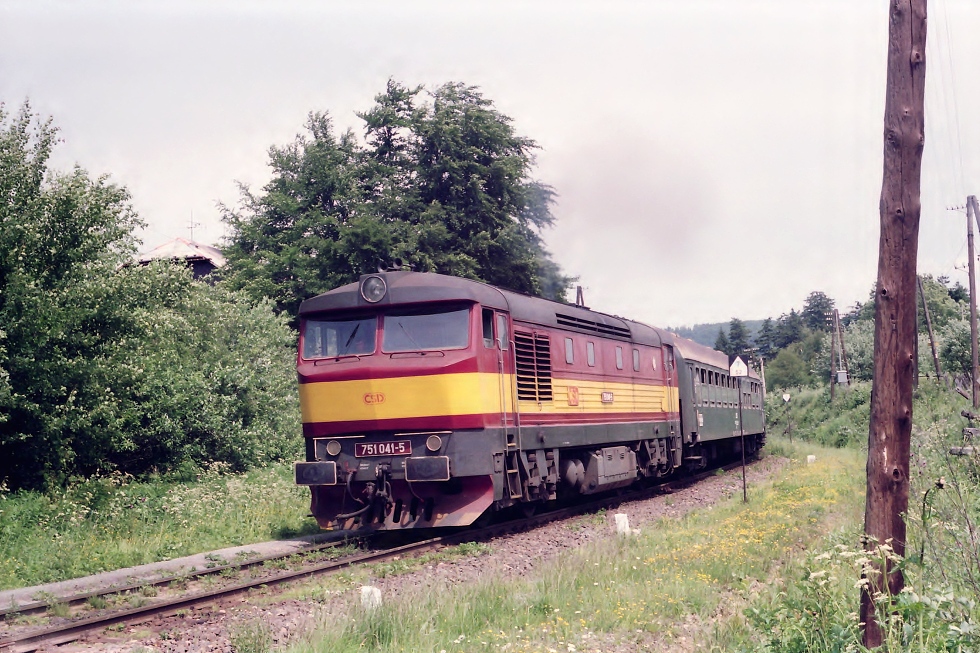 751 041-5