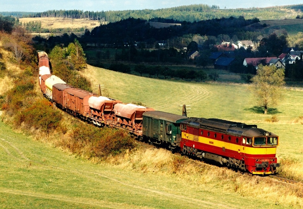 753 193-2