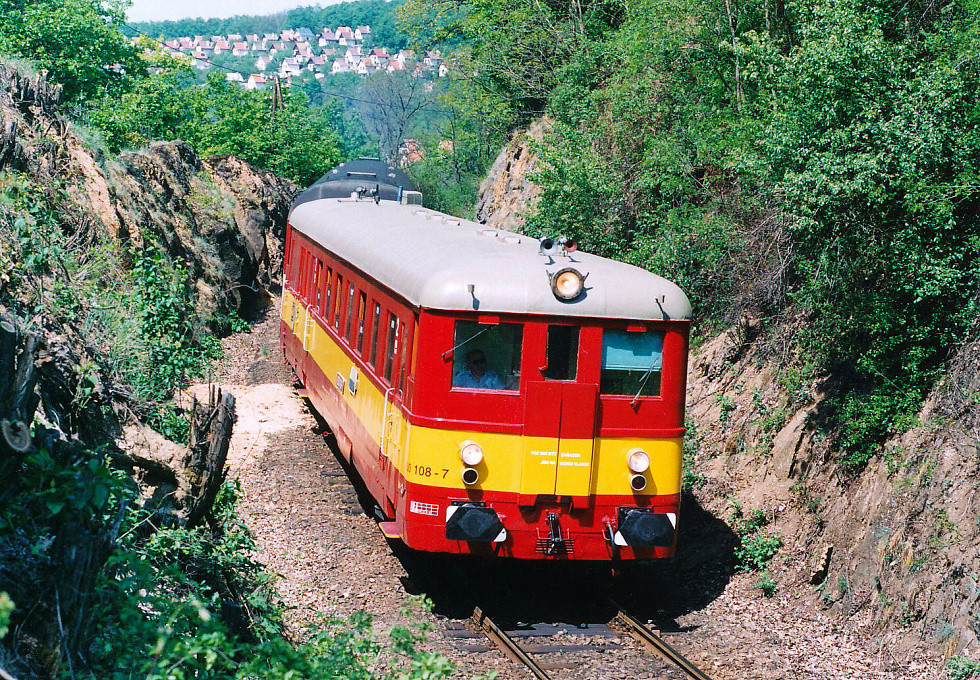 830 108-7