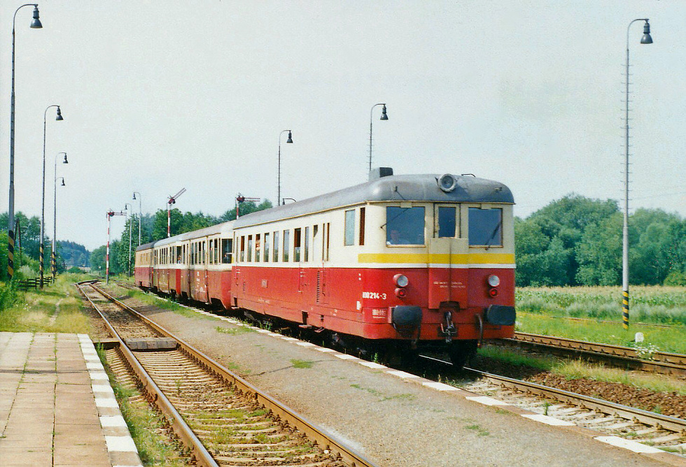 830 214-3