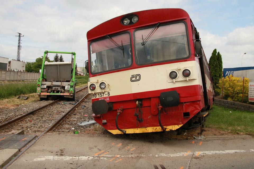 810 157-8