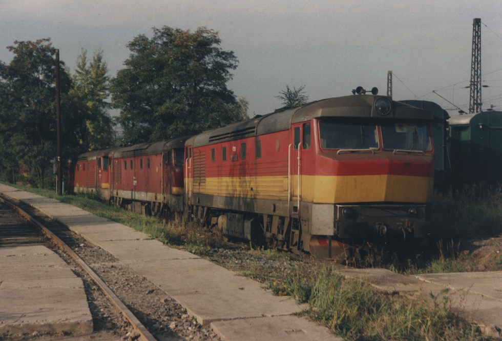 751 028-2