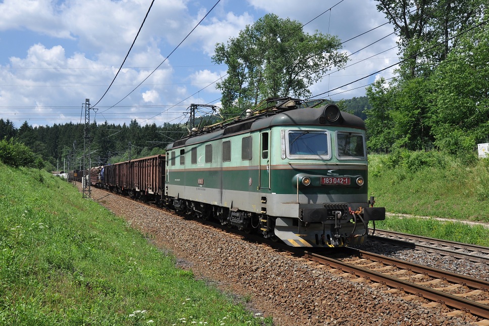 183 042-1