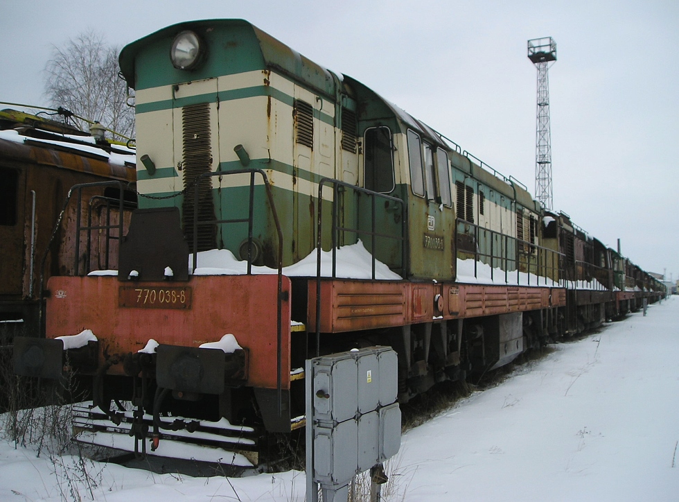 770 038-8