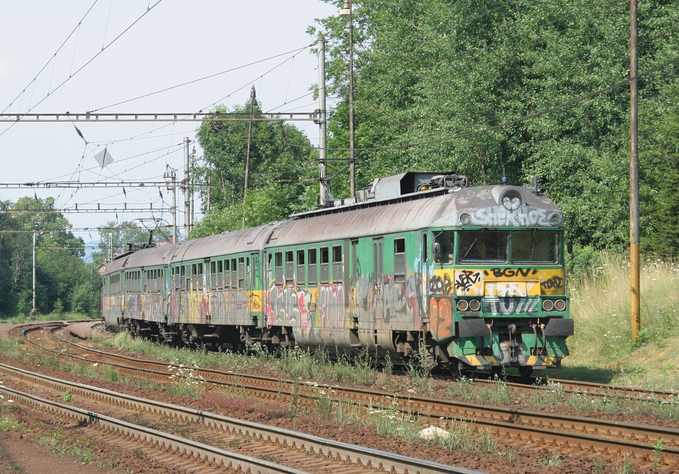 460 007-8