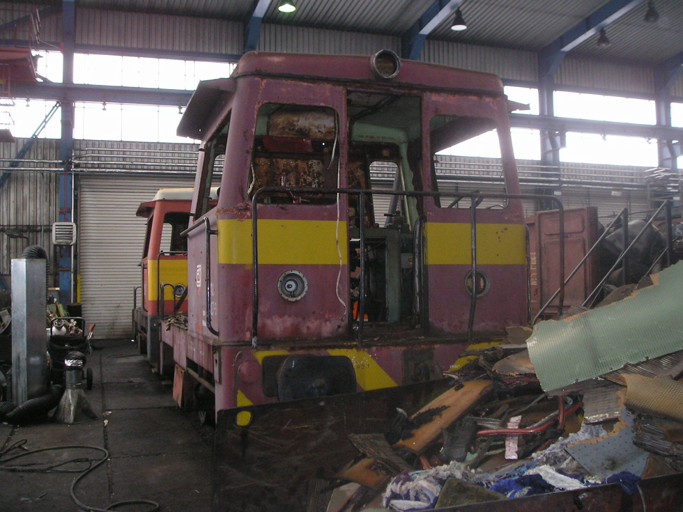 703 027-3