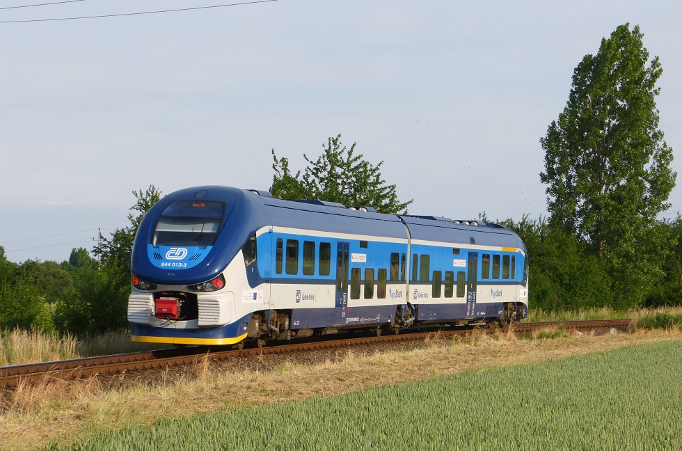 844 013-3