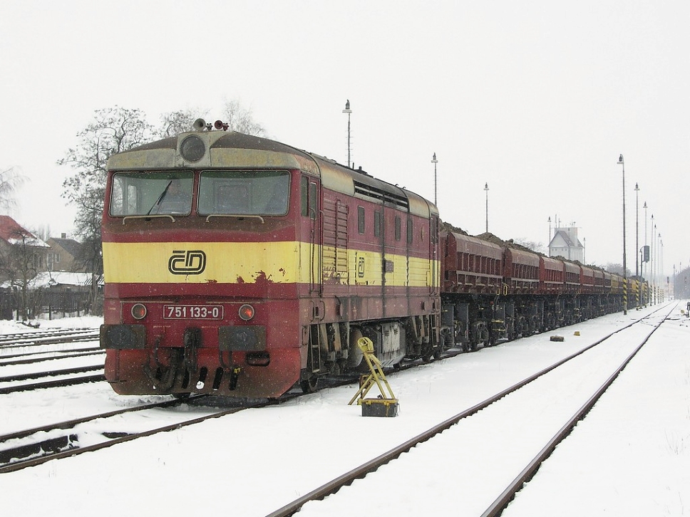 751 133-0