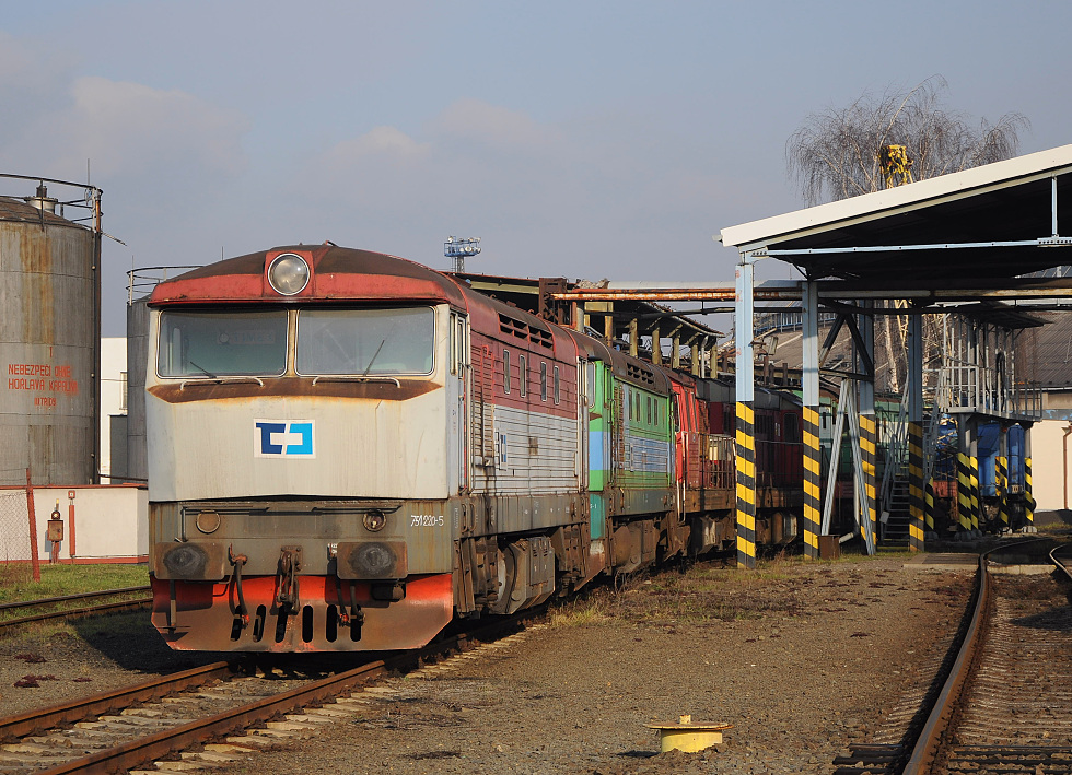 751 220-5