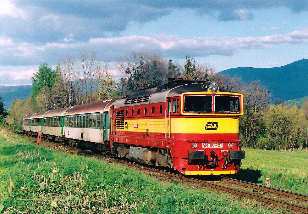 750 022-6