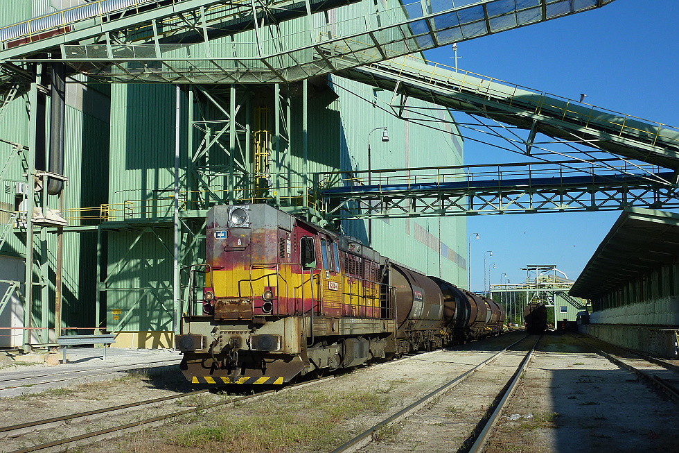 742 434-4