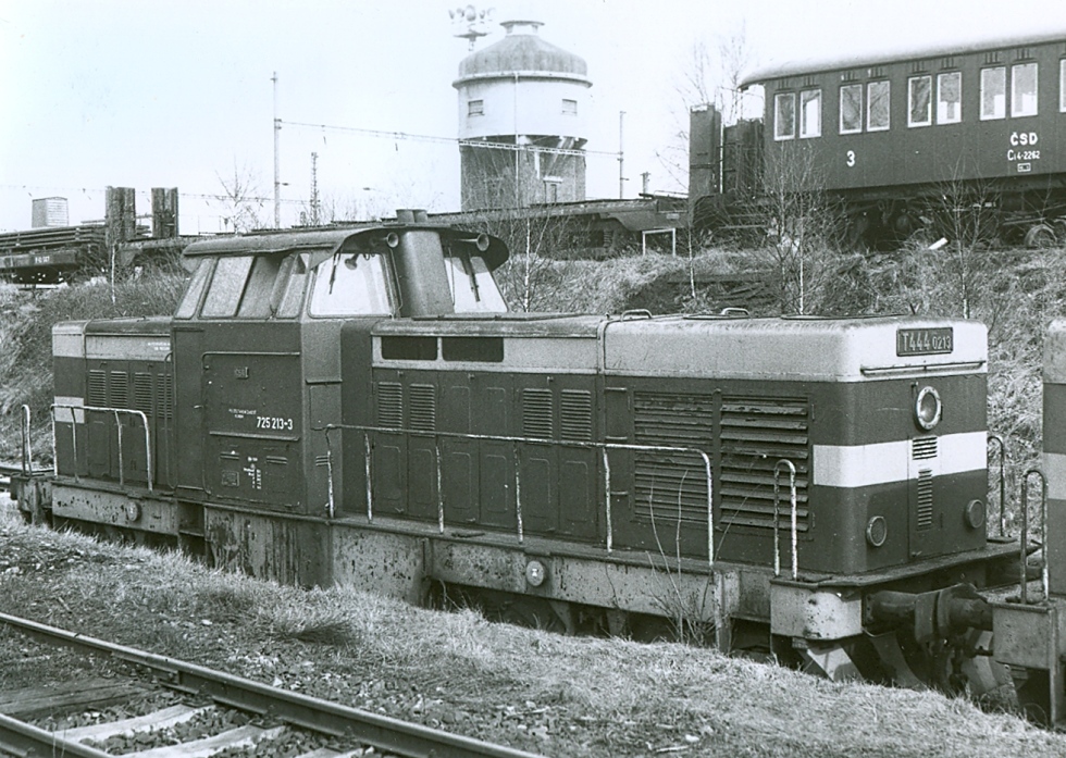 725 213-3