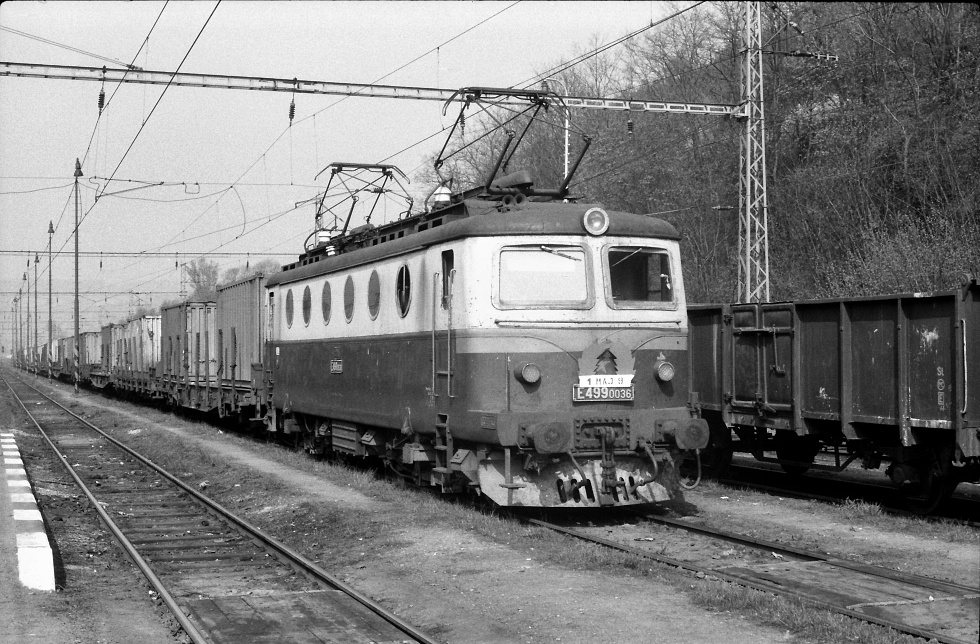 140 036-5