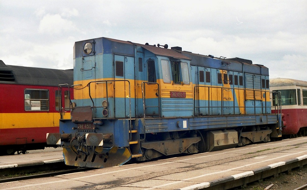 742 450-0
