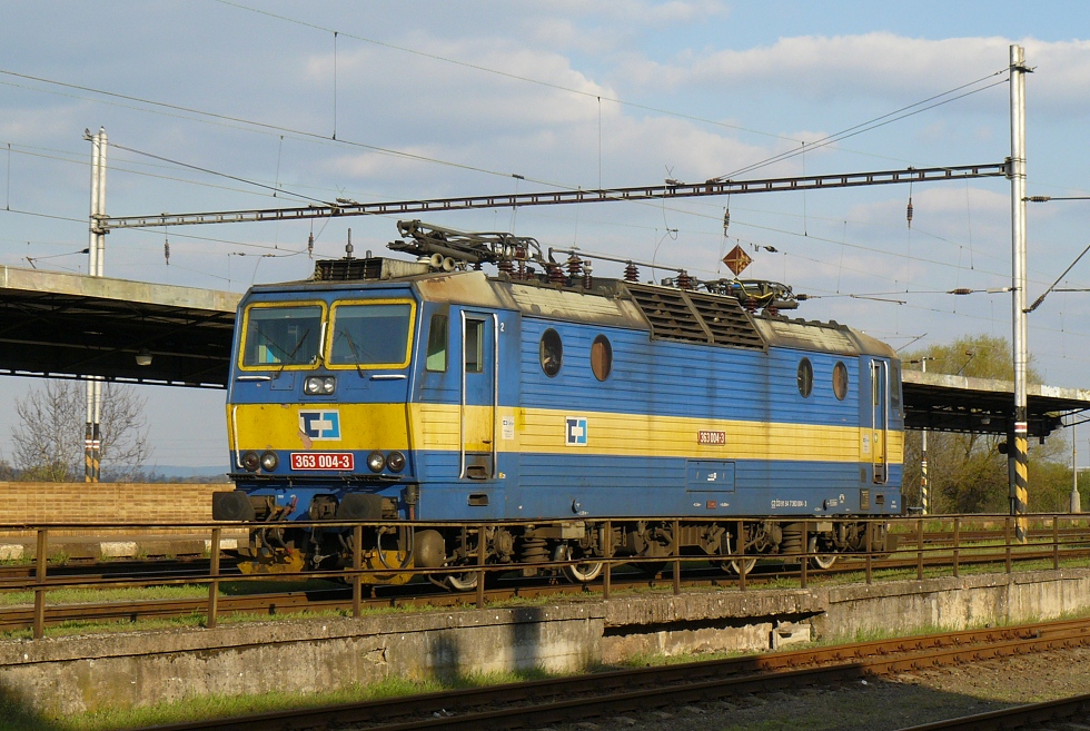 363 004-3