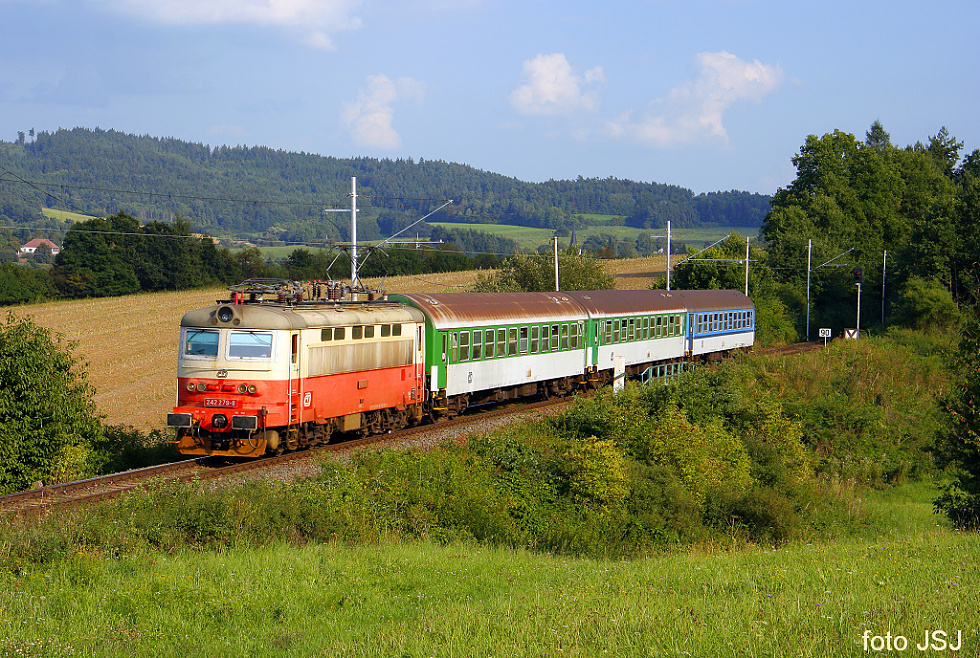 242 279-8