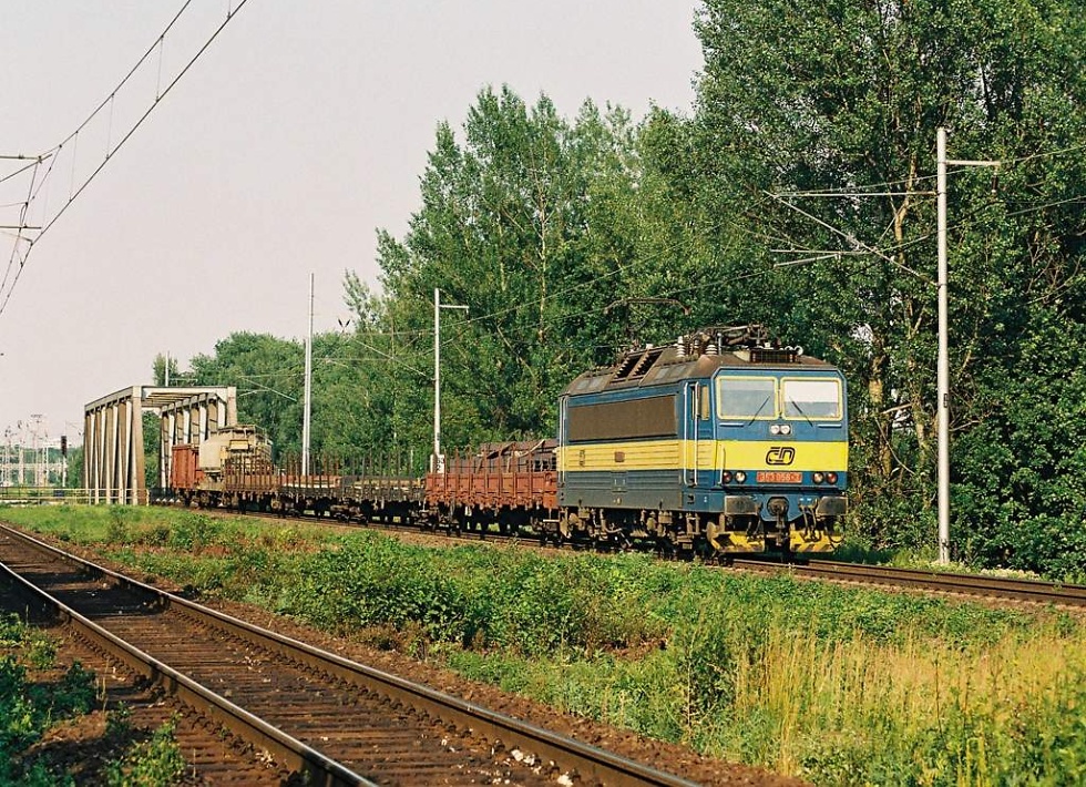363 056-3