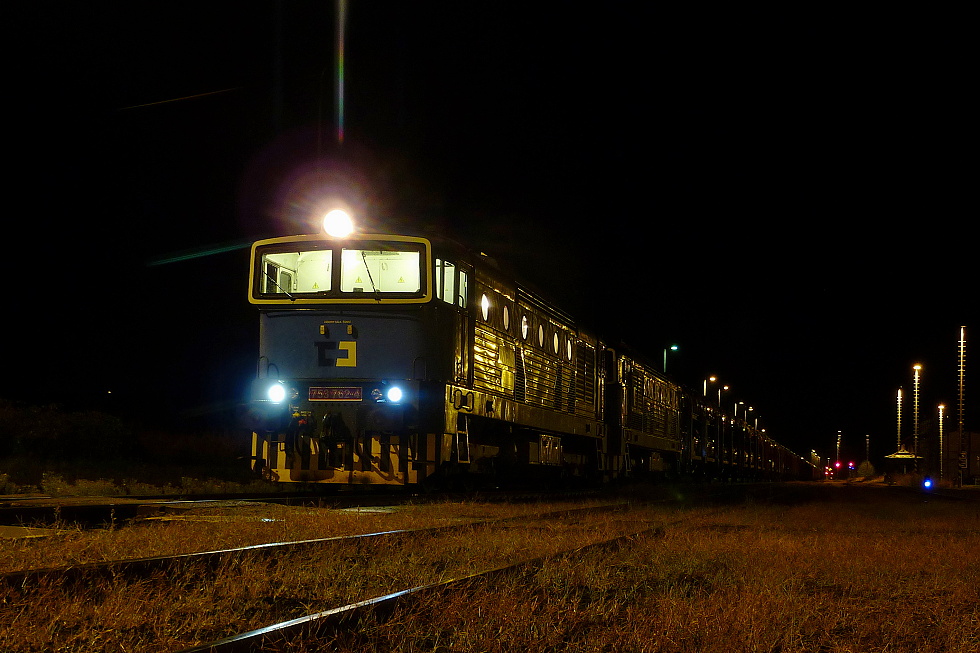 753 762-4
