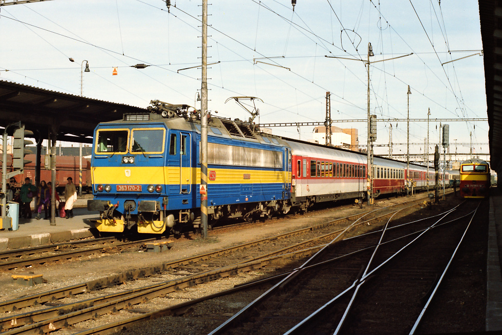 363 170-2
