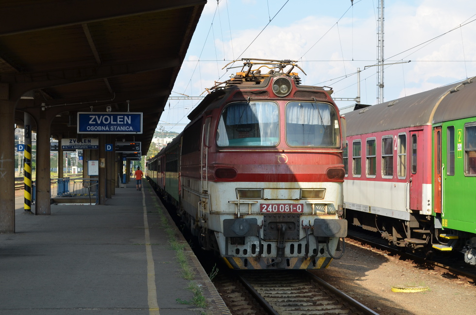 240 081-0