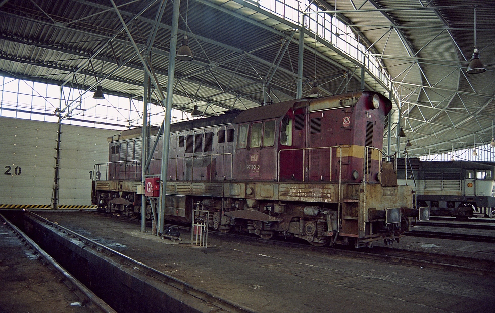 771 061-9