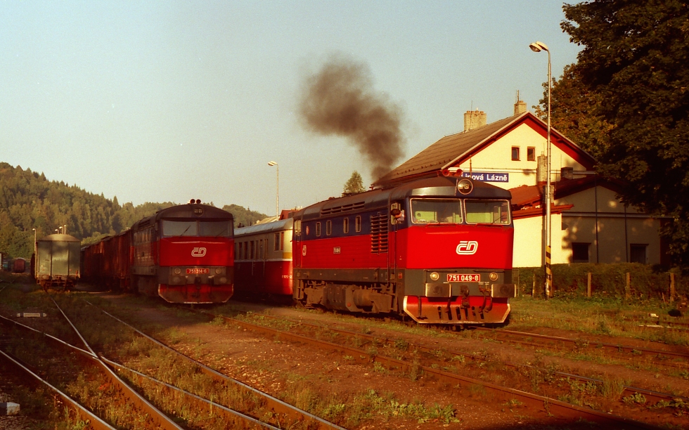 751 049-8