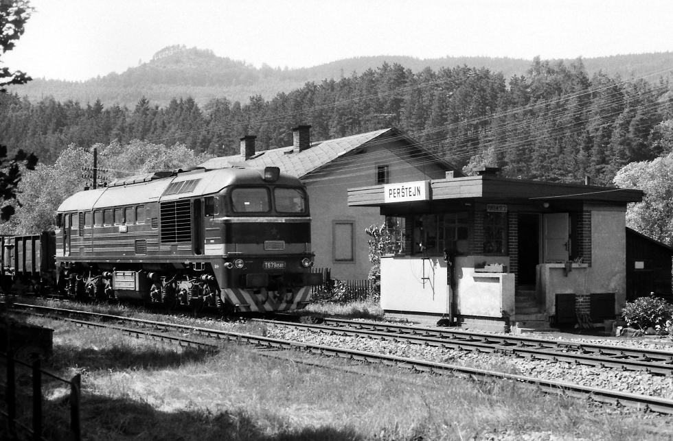 781 561-6