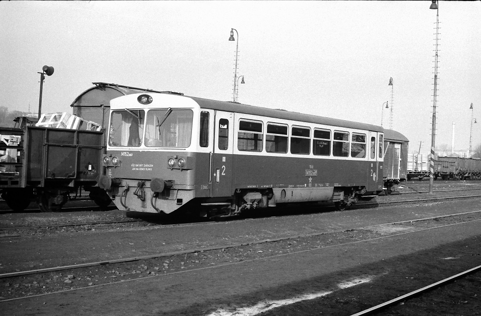810 087-7