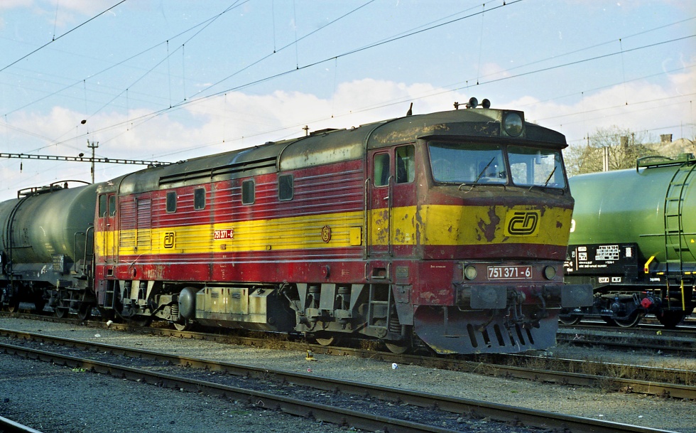 751 371-6