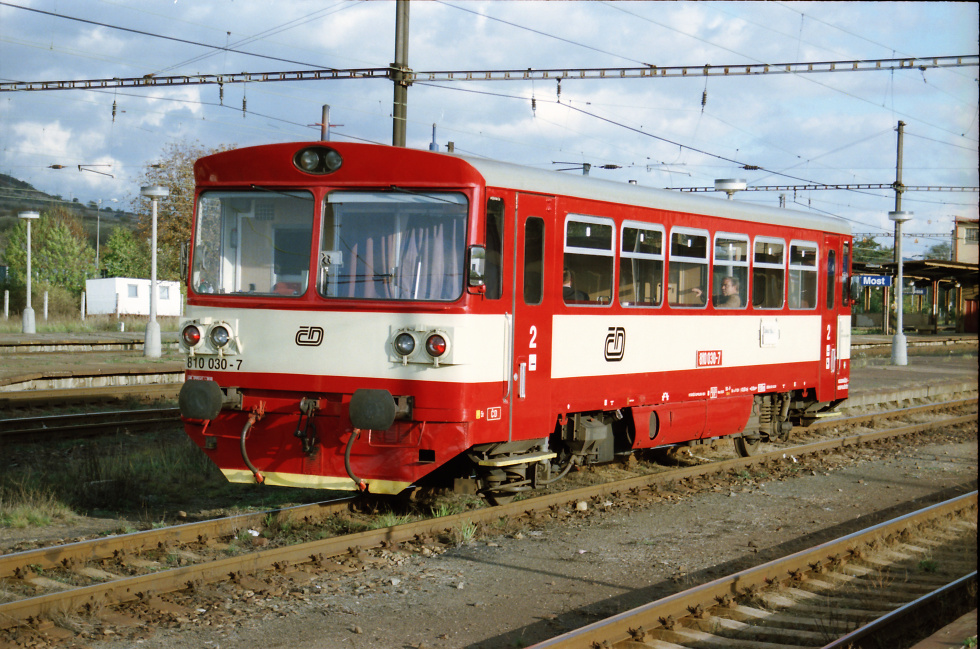 810 030-7