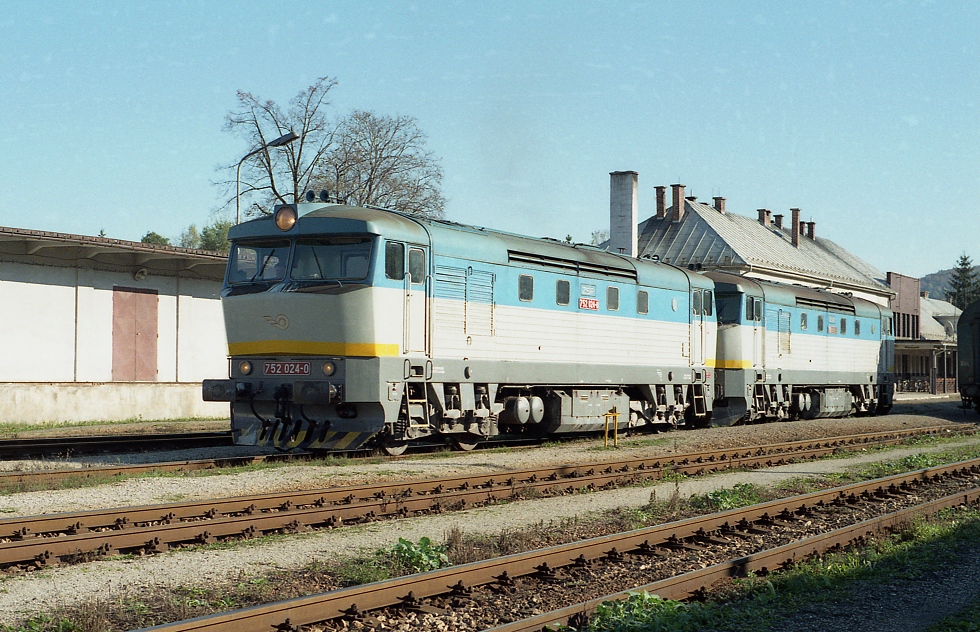 752 024-0