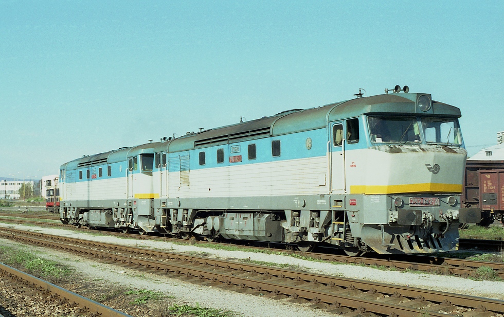 752 042-2