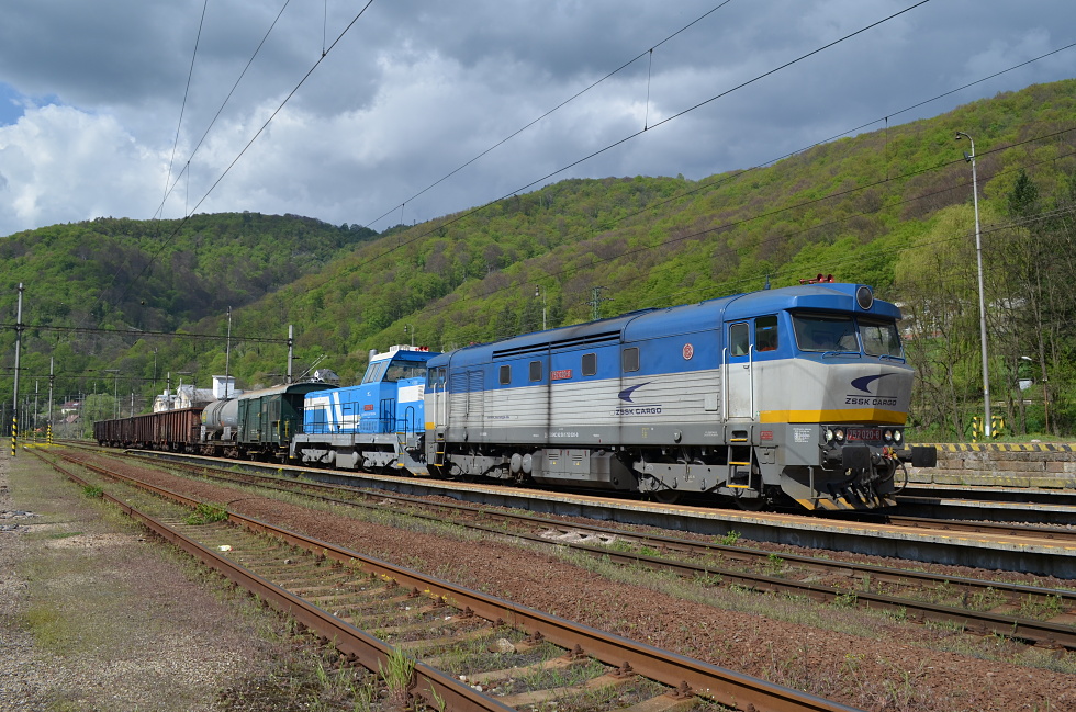 752 020-8