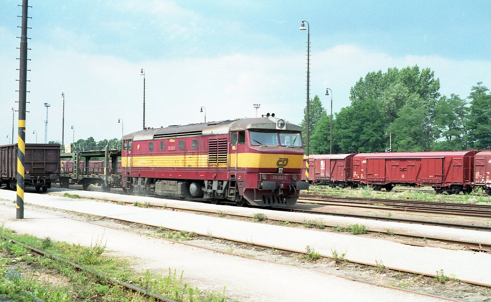 751 302-1